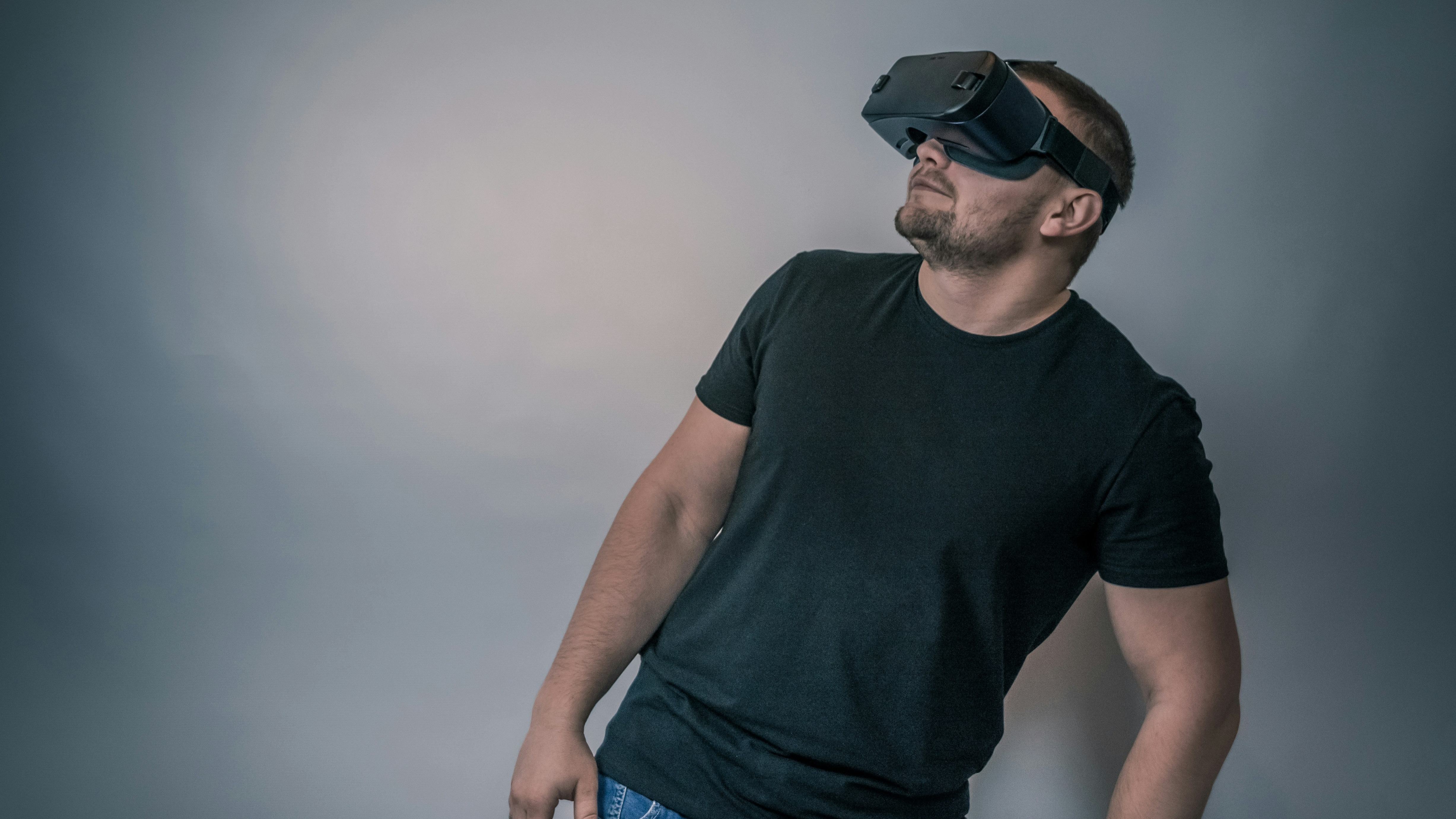 The History of Virtual Reality and Its Real-World Applications Today